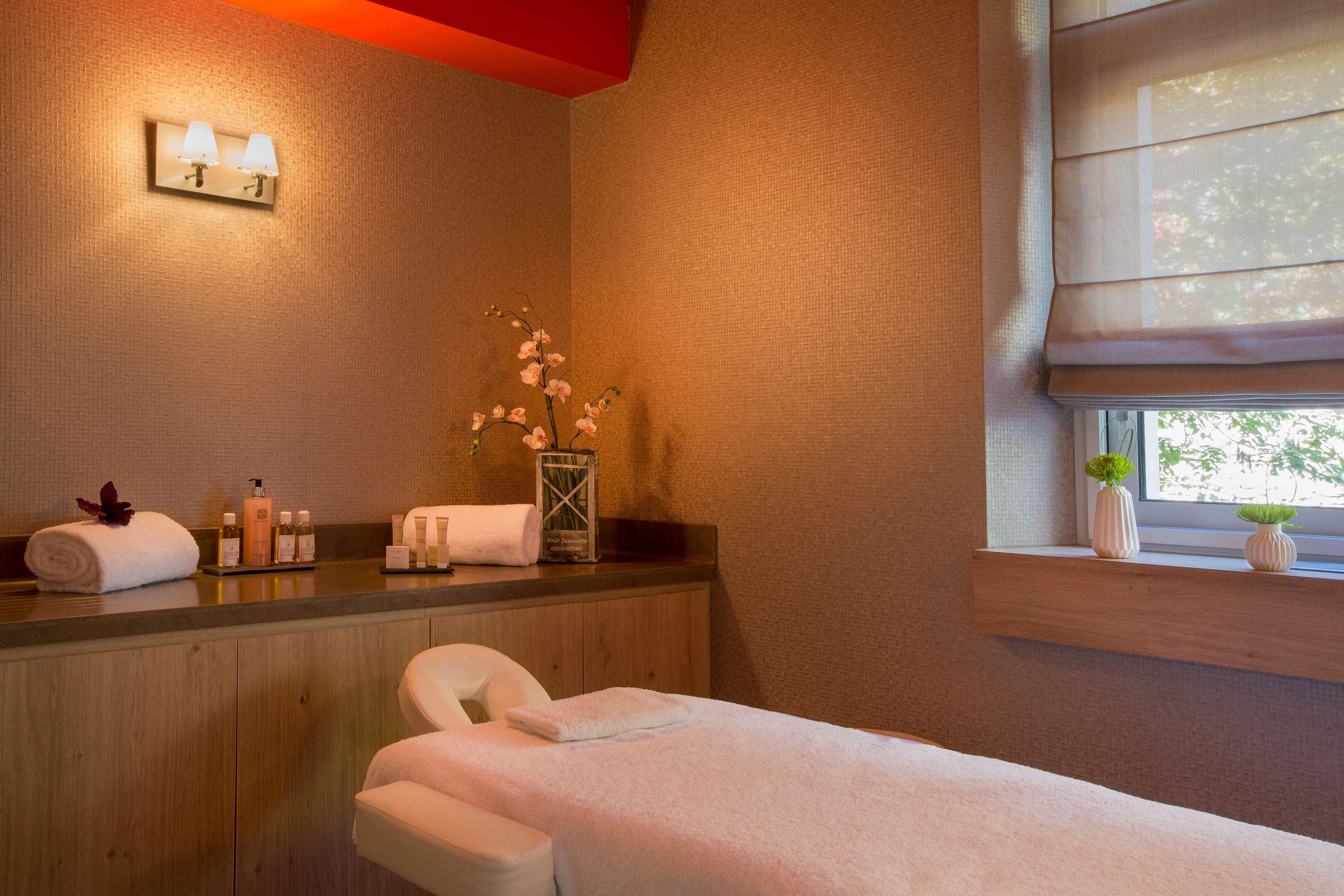 Hotel Le Rive Droite & Spa Лурд Экстерьер фото